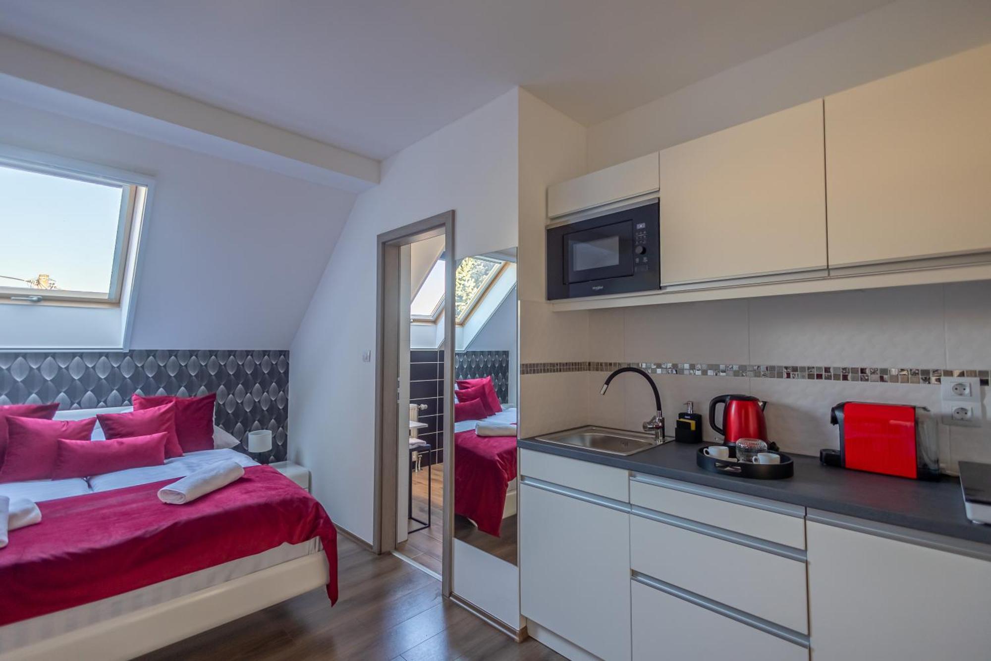 Happy Home Apartman Miskolc Exterior foto